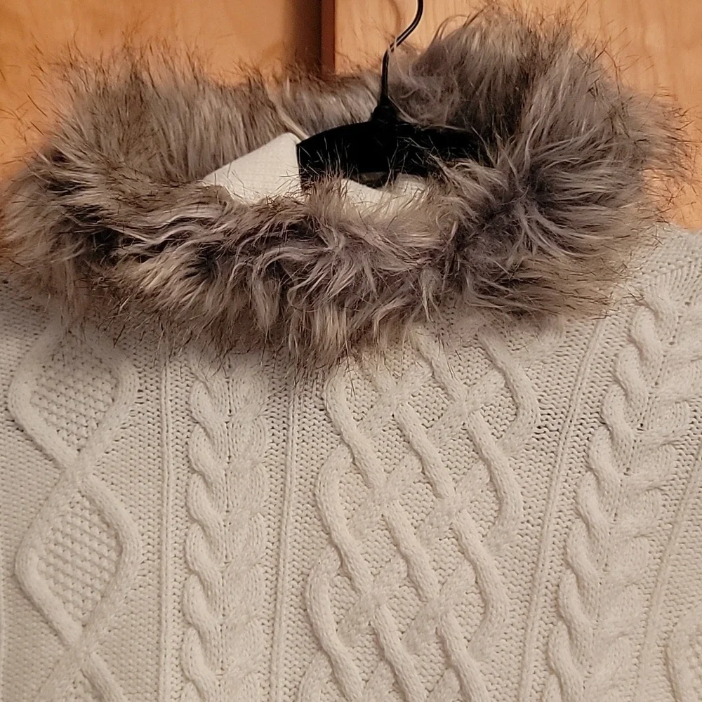Gap Kids Ivory Sweater Poncho Fur Trimmed Hoodie
